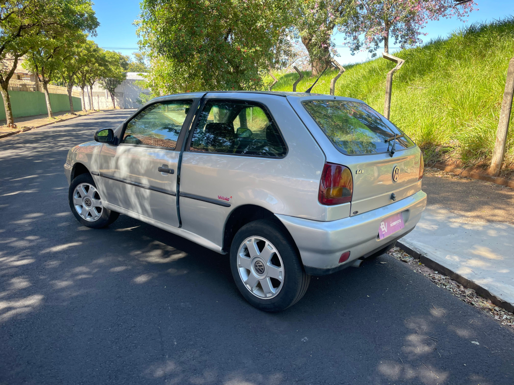 VOLKSWAGEN Gol - Foto
