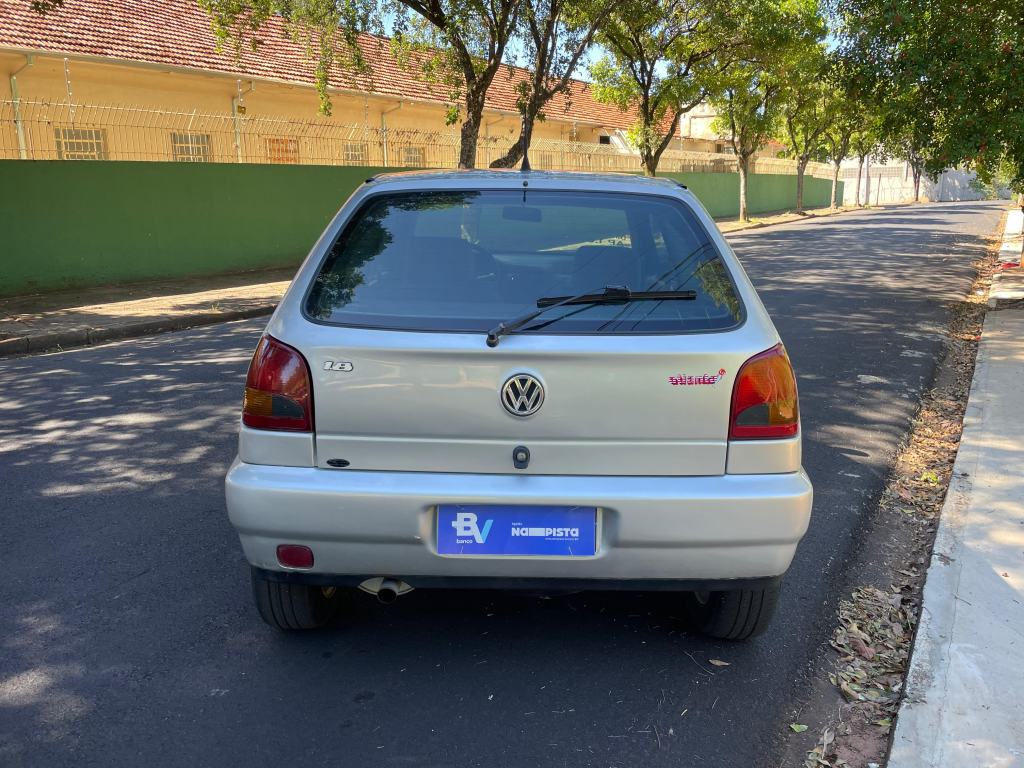 VOLKSWAGEN Gol - Foto