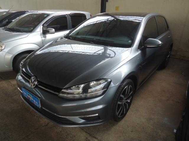 VOLKSWAGEN Golf - Foto