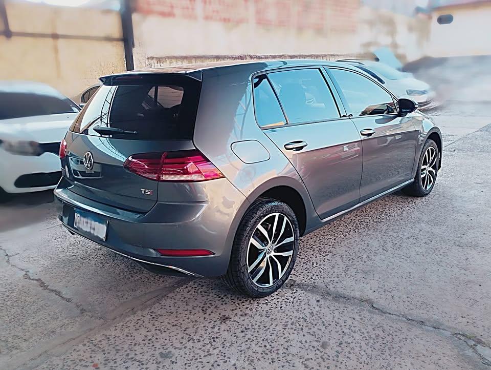 VOLKSWAGEN Golf - Foto