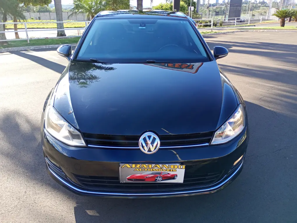 VOLKSWAGEN Golf - Miniatura