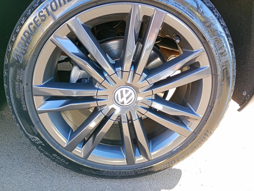 VOLKSWAGEN Golf - Foto