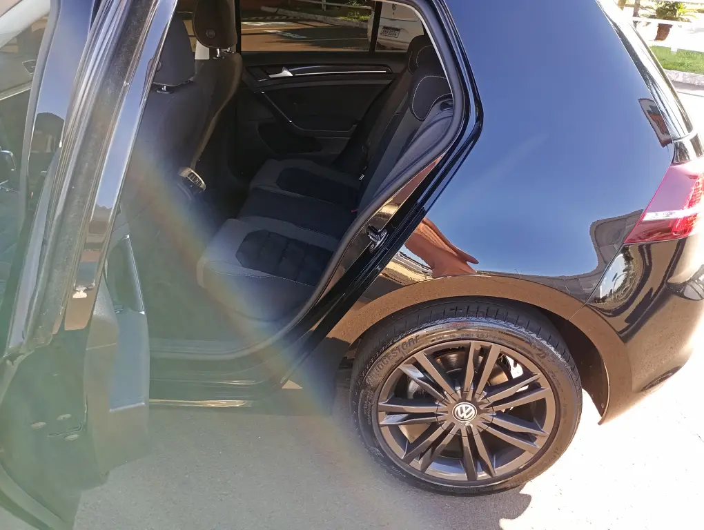 VOLKSWAGEN Golf - Foto