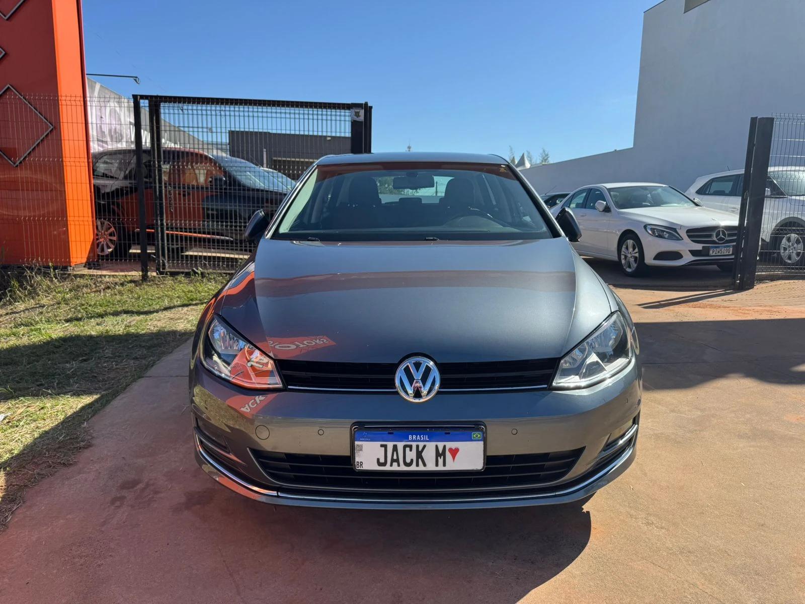 VOLKSWAGEN Golf - Foto