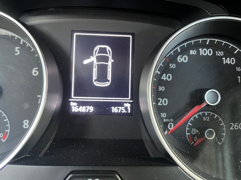 VOLKSWAGEN Golf - Foto