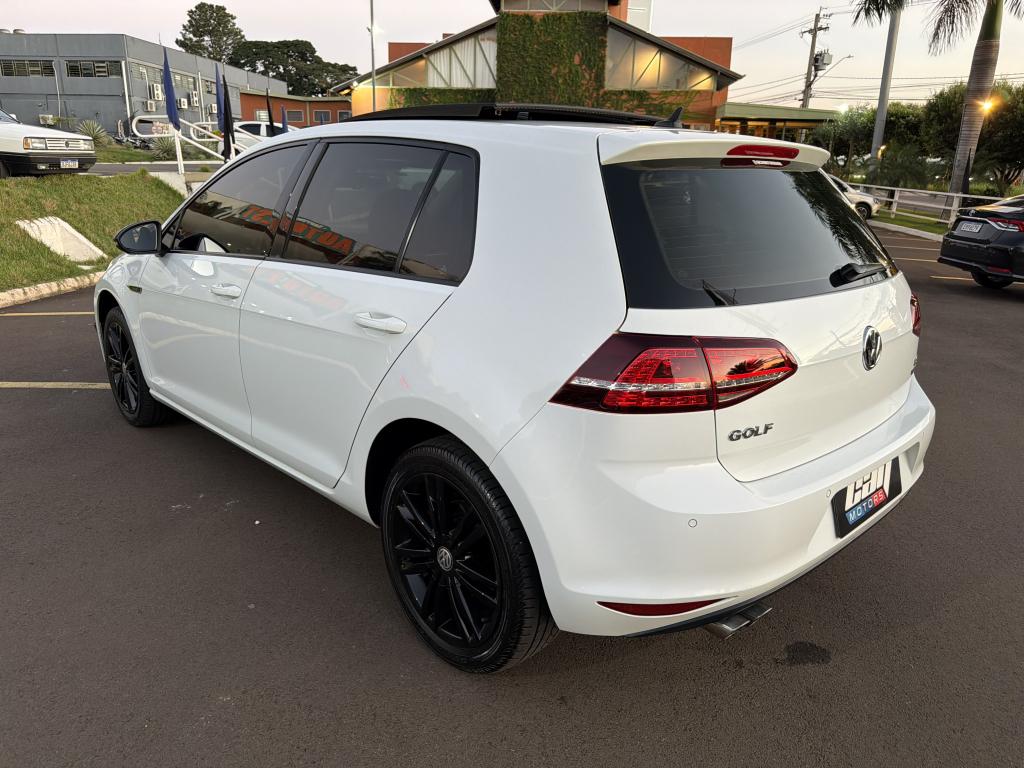 VOLKSWAGEN Golf - Foto