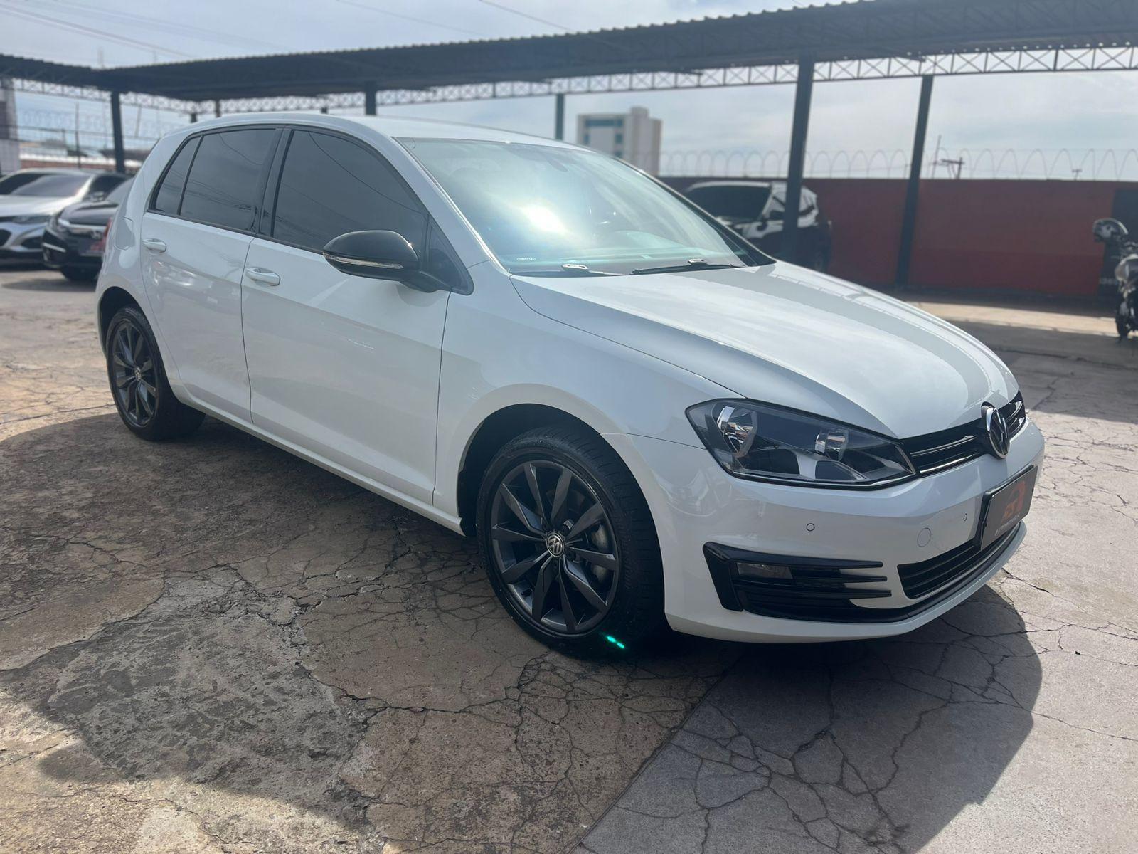 VOLKSWAGEN Golf - Foto