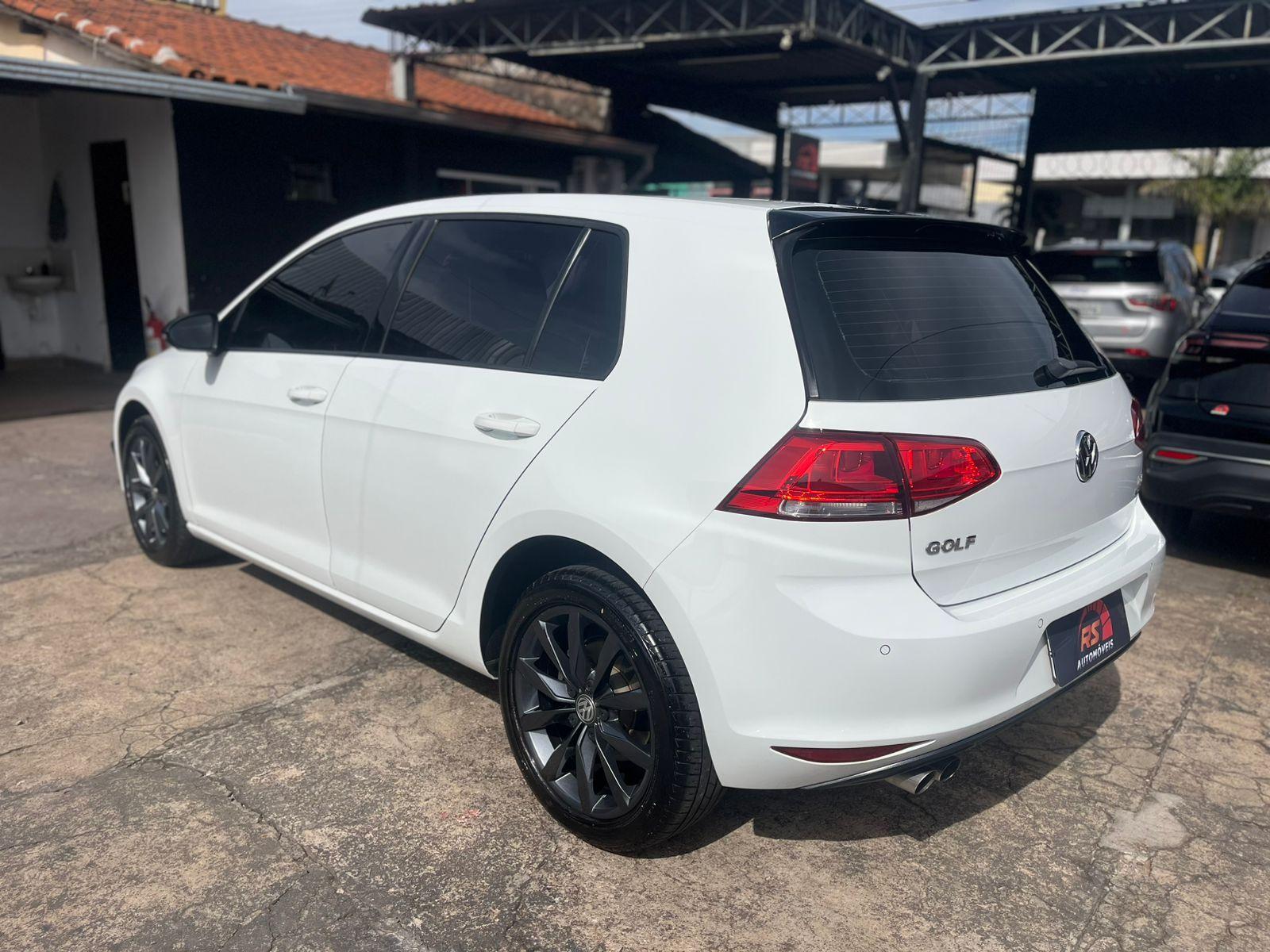 VOLKSWAGEN Golf - Foto