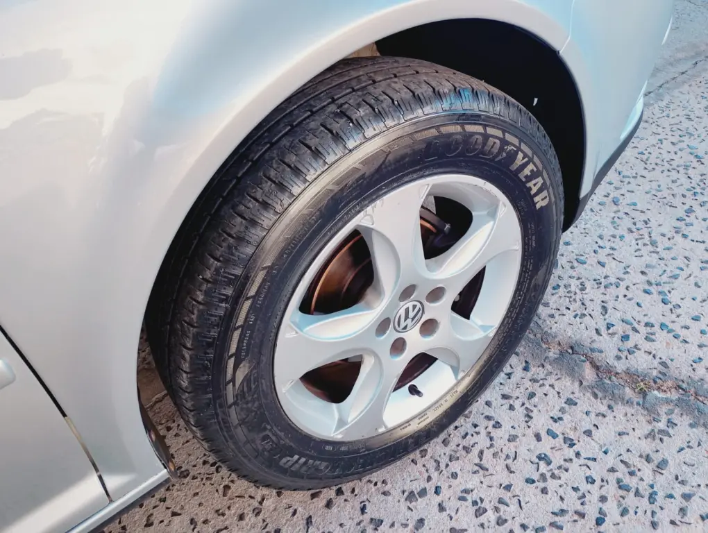 VOLKSWAGEN Golf - Foto