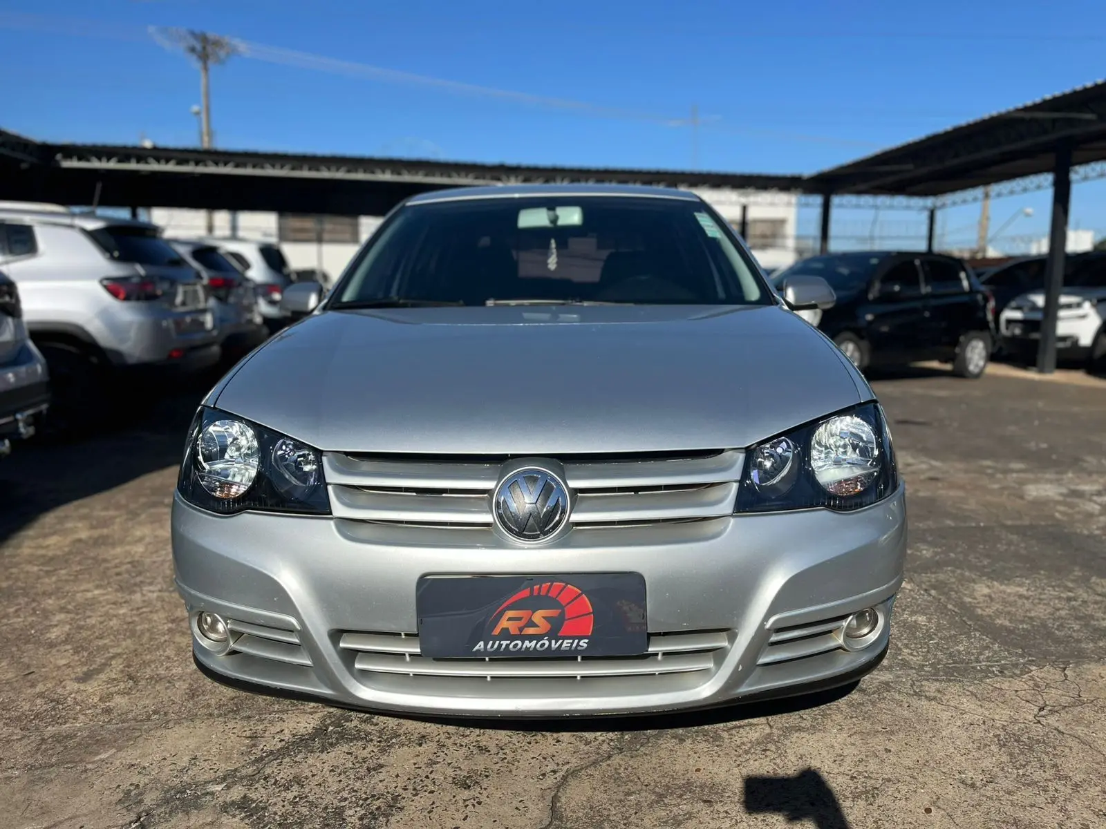 VOLKSWAGEN Golf - Foto