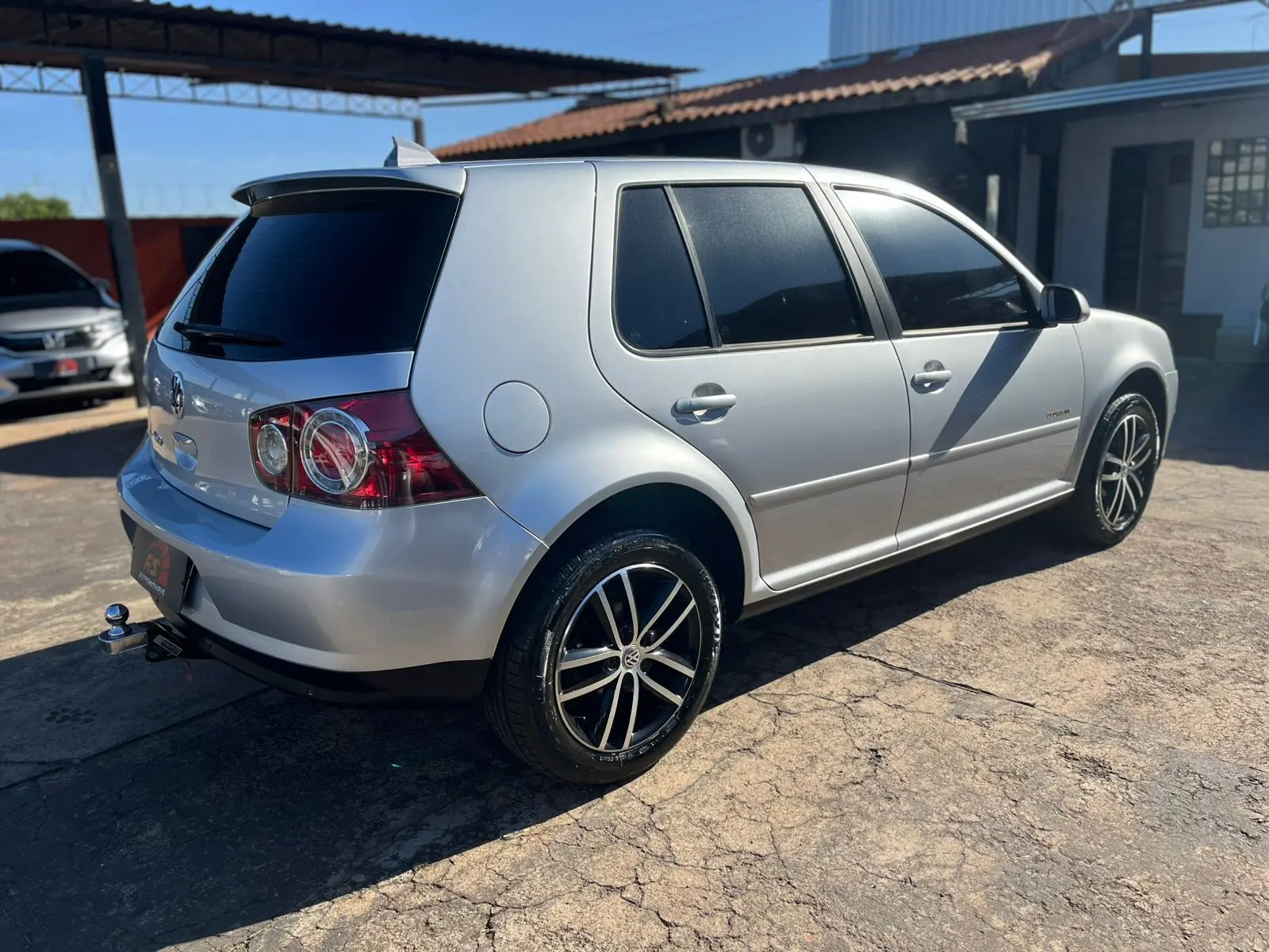 VOLKSWAGEN Golf - Foto