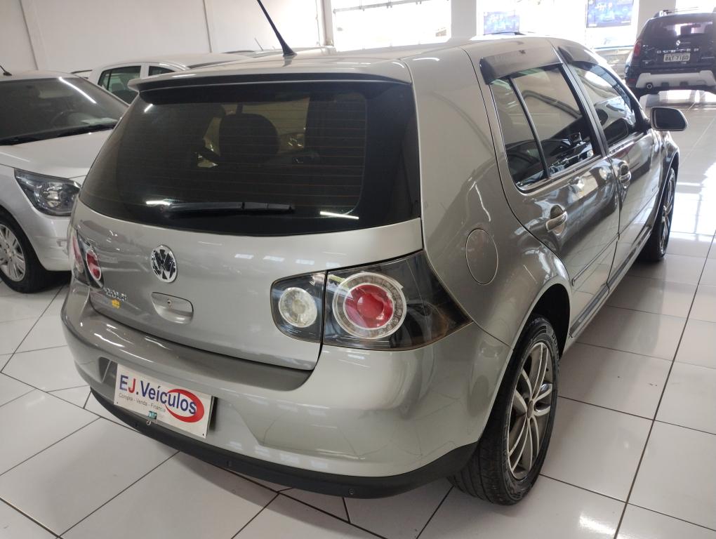 VOLKSWAGEN Golf - Foto