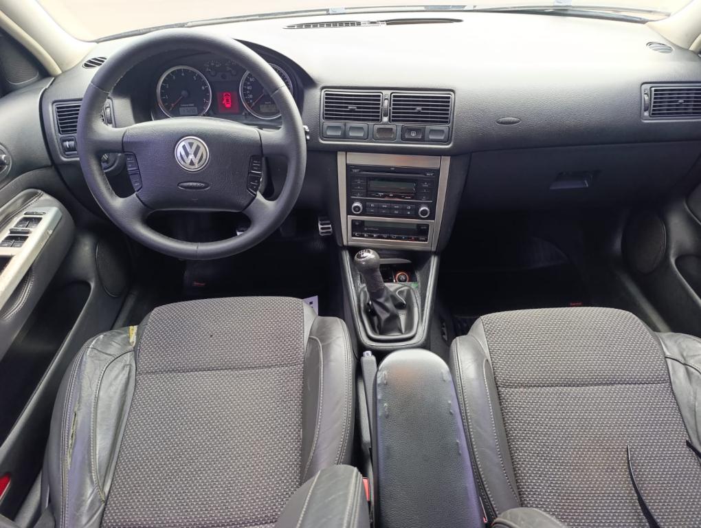 VOLKSWAGEN Golf - Foto