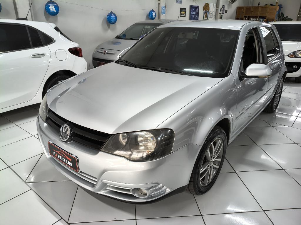 VOLKSWAGEN Golf - Foto