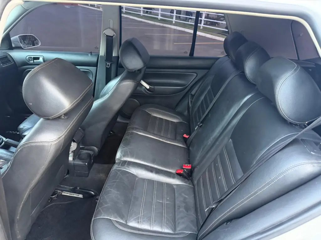 VOLKSWAGEN Golf - Foto