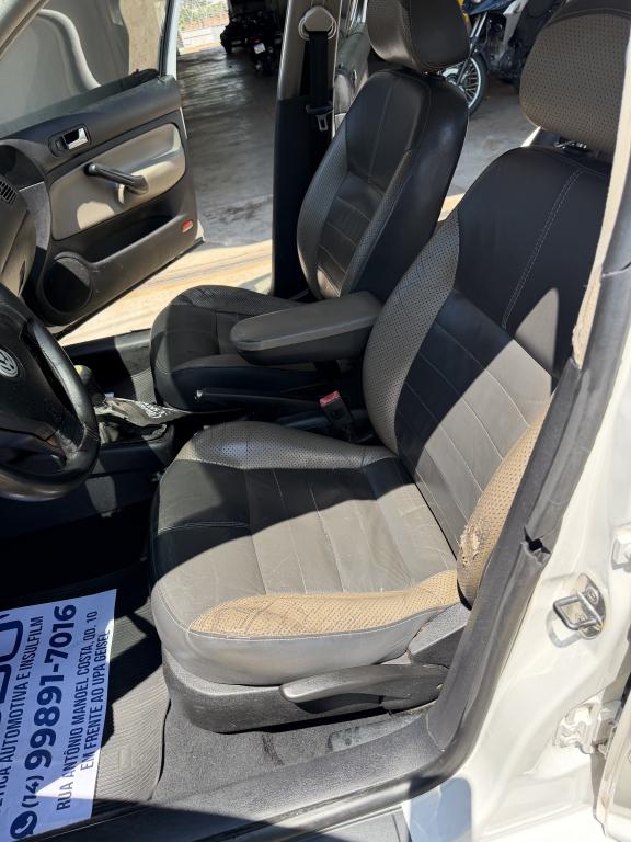 VOLKSWAGEN Golf - Foto