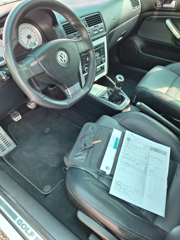 VOLKSWAGEN Golf - Foto