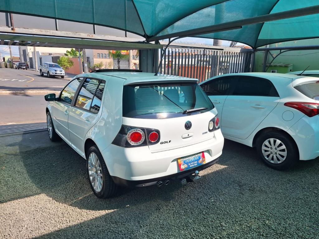 VOLKSWAGEN Golf - Foto