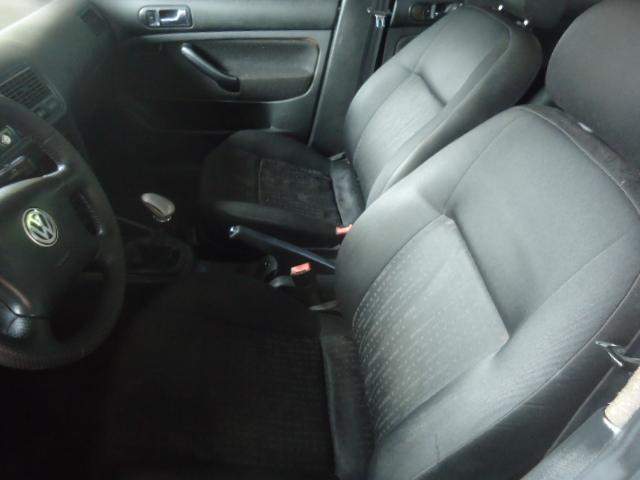 VOLKSWAGEN Golf - Foto