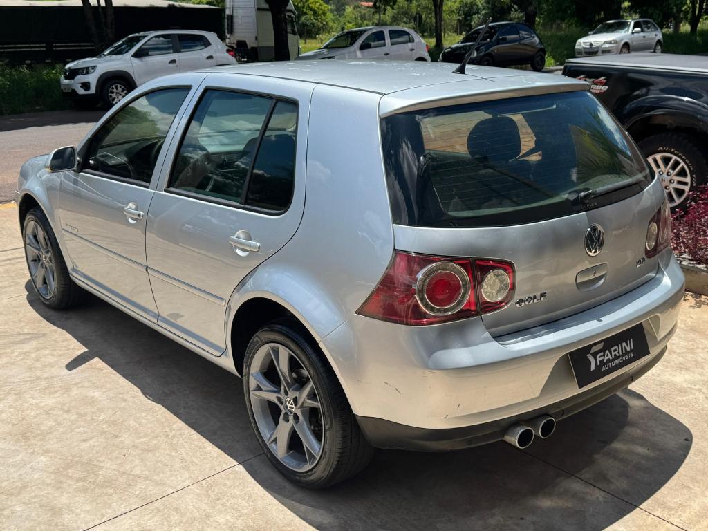 VOLKSWAGEN Golf - Foto