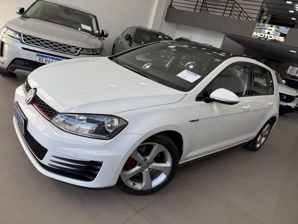 VOLKSWAGEN Golf - Foto