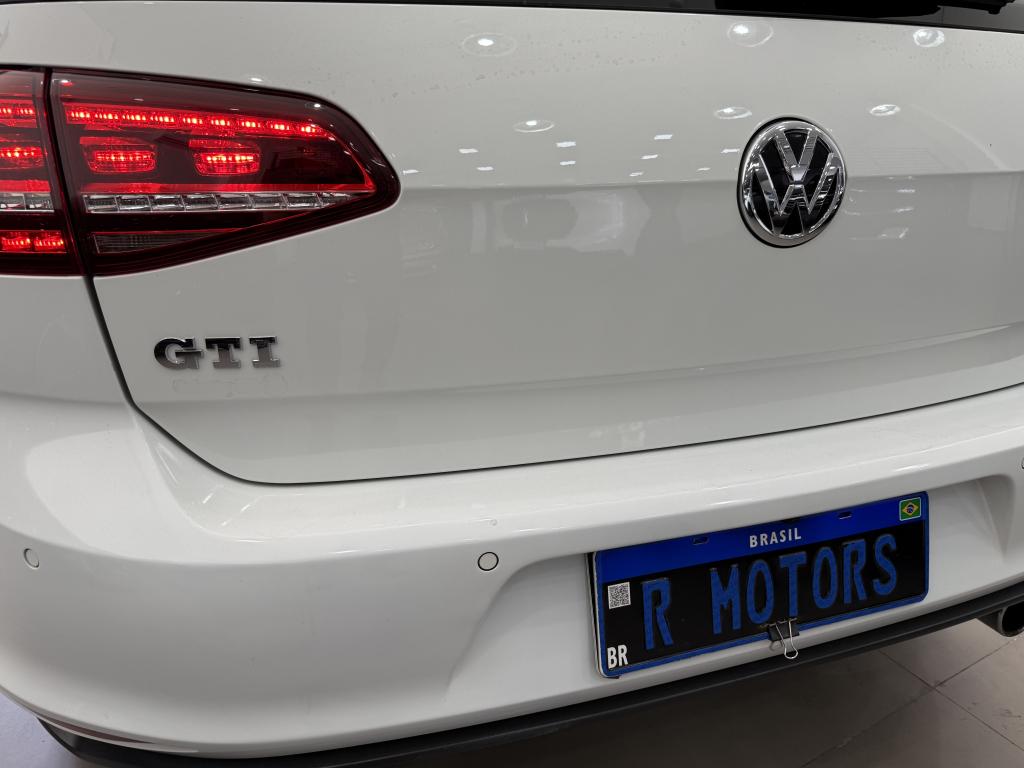 VOLKSWAGEN Golf - Foto