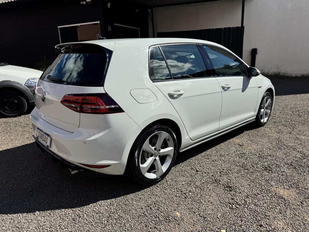 VOLKSWAGEN Golf - Foto