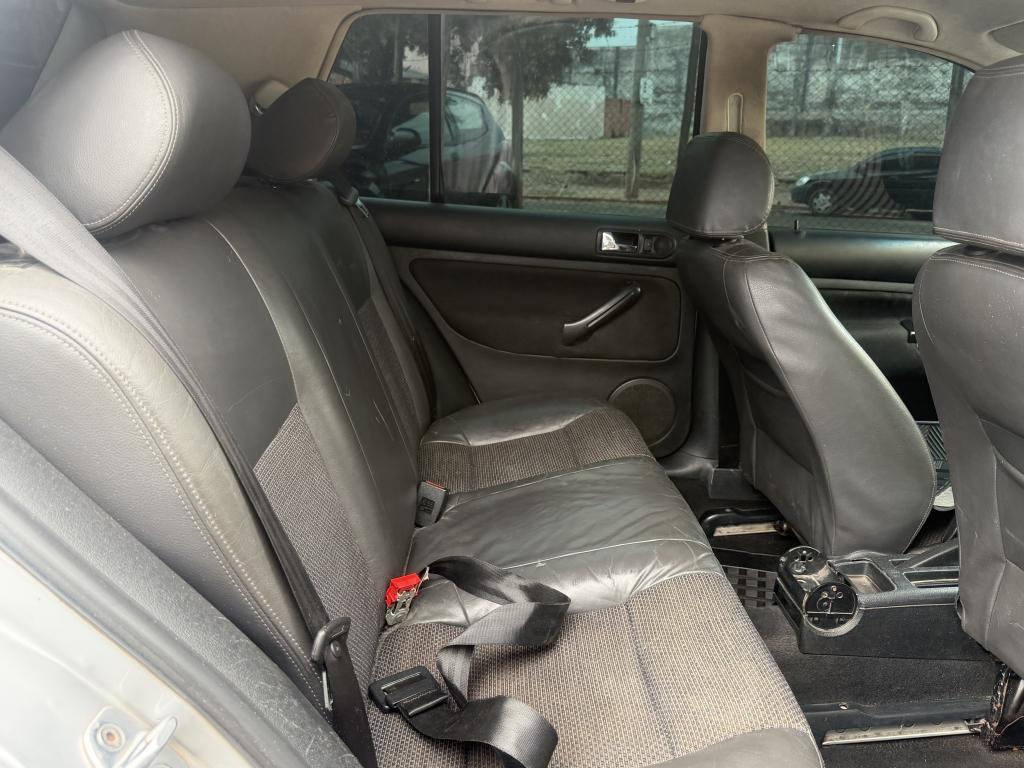 VOLKSWAGEN Golf - Foto
