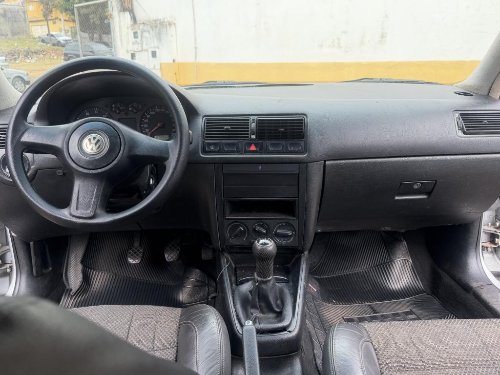 VOLKSWAGEN Golf - Foto