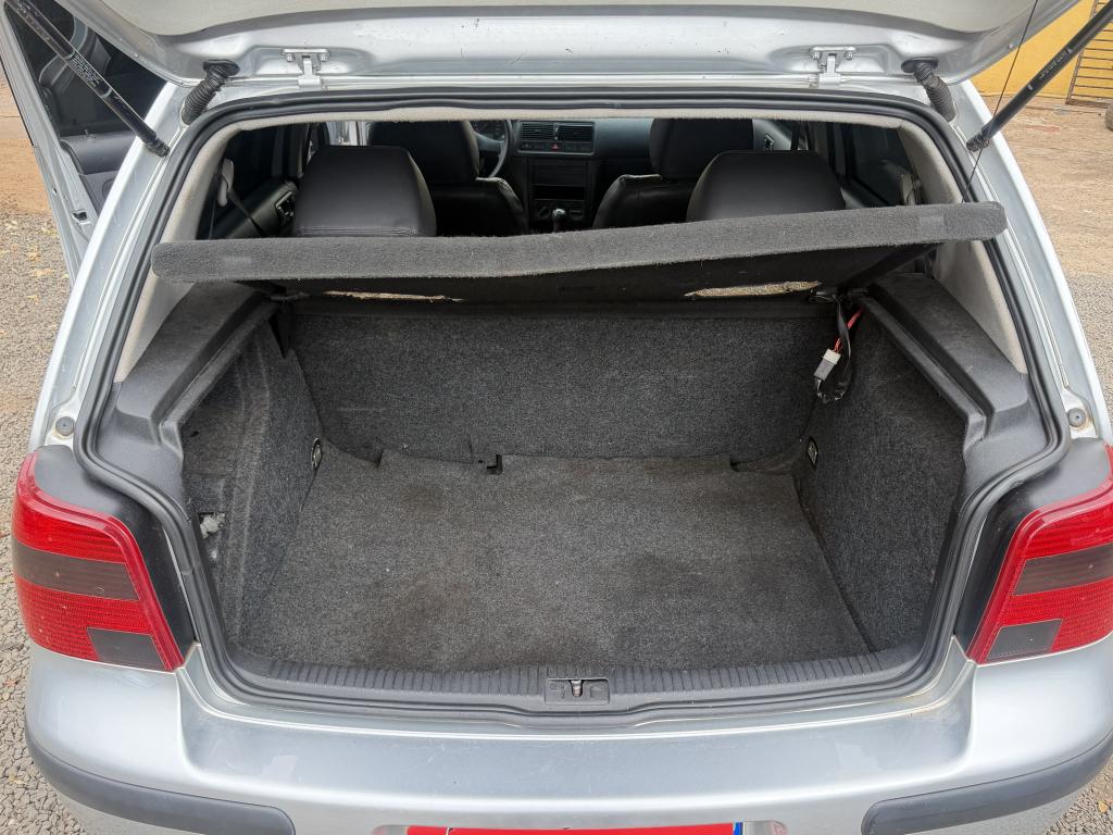 VOLKSWAGEN Golf - Foto