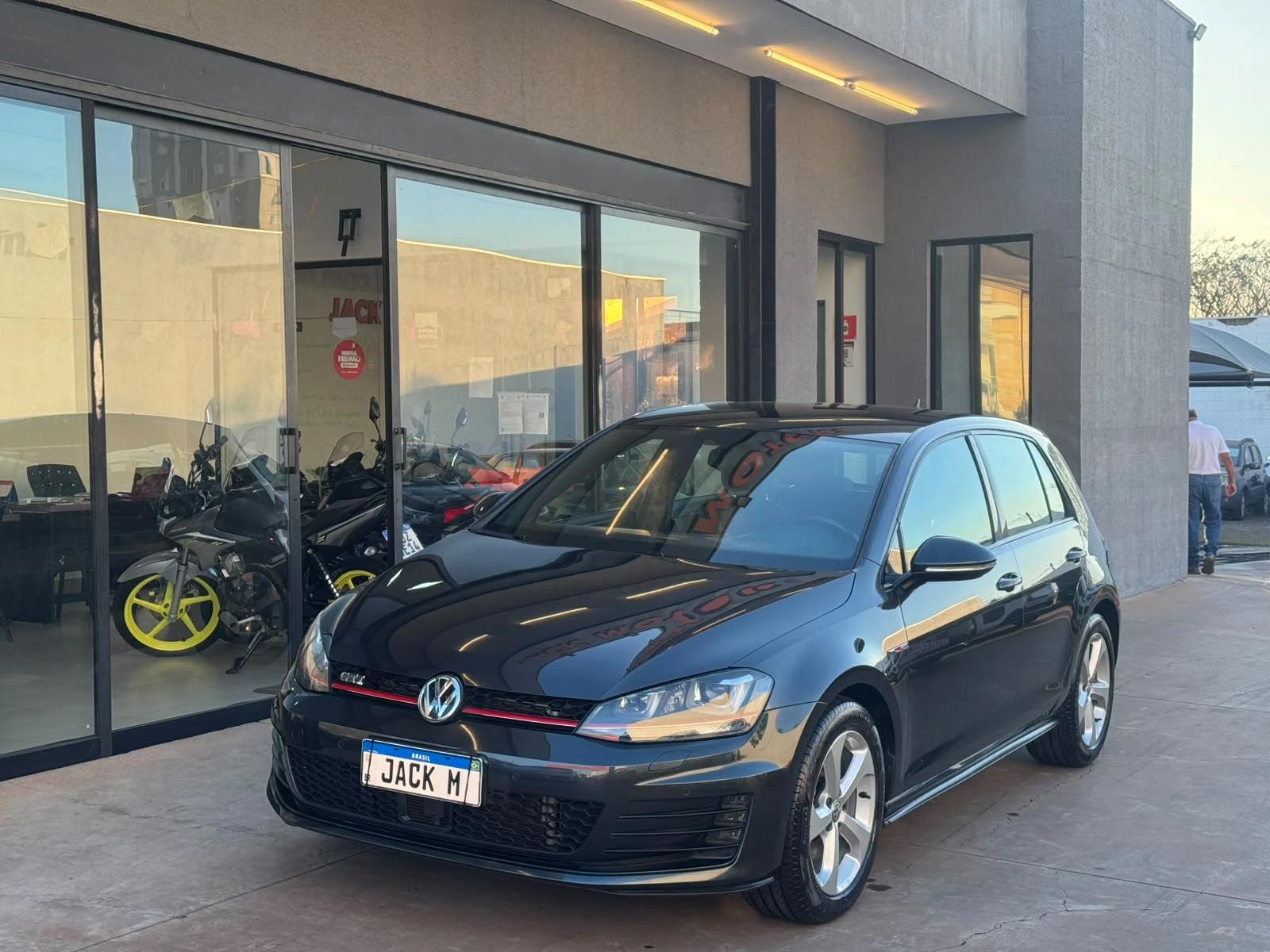 VOLKSWAGEN Golf - Foto