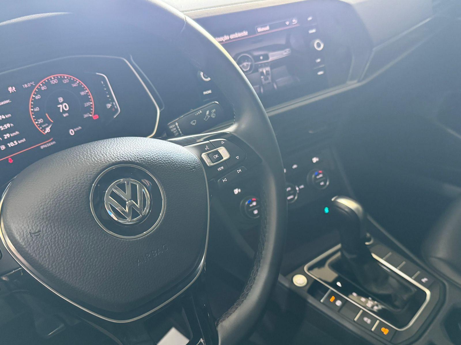 VOLKSWAGEN Jetta - Foto