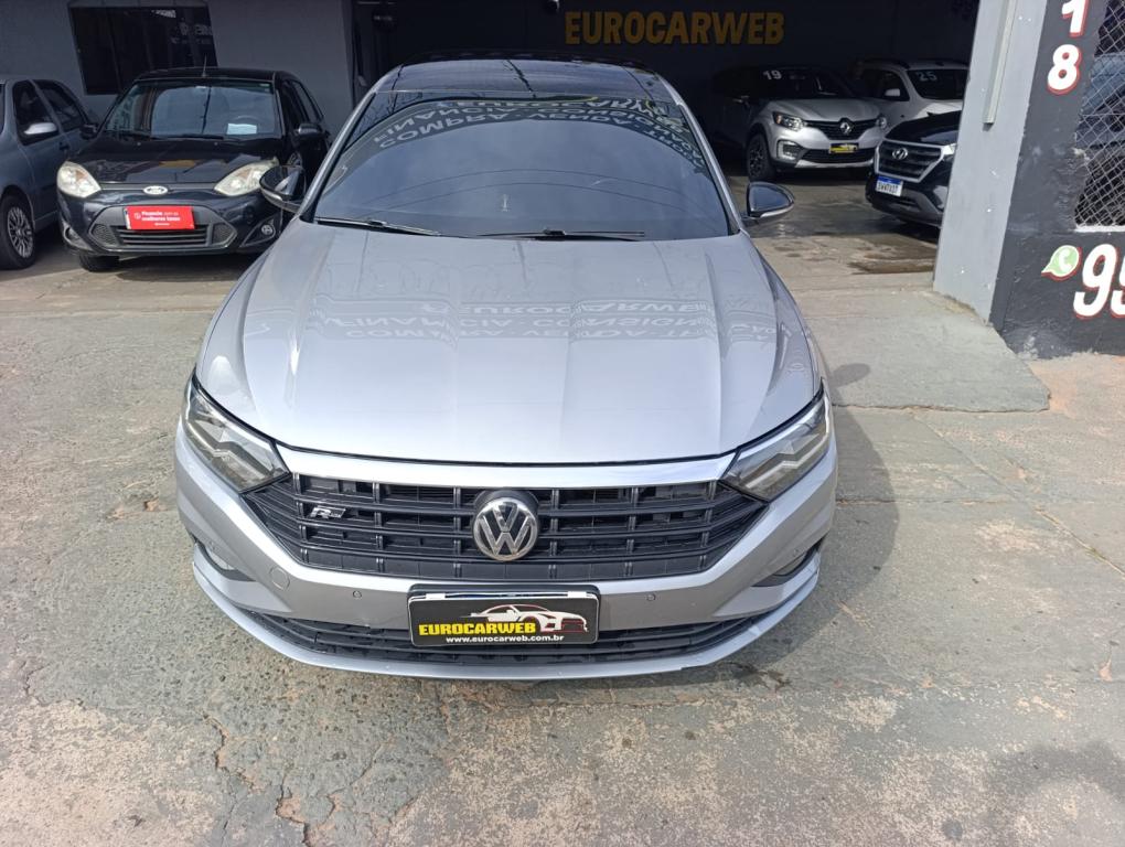 VOLKSWAGEN Jetta - Foto