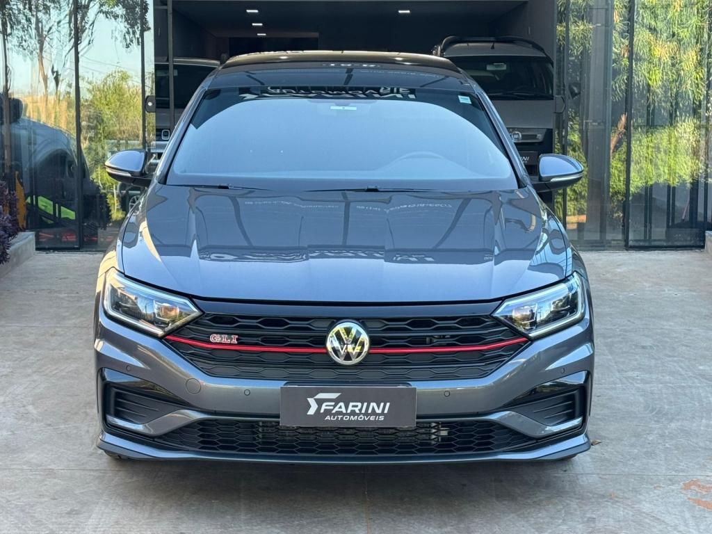 VOLKSWAGEN Jetta - Foto