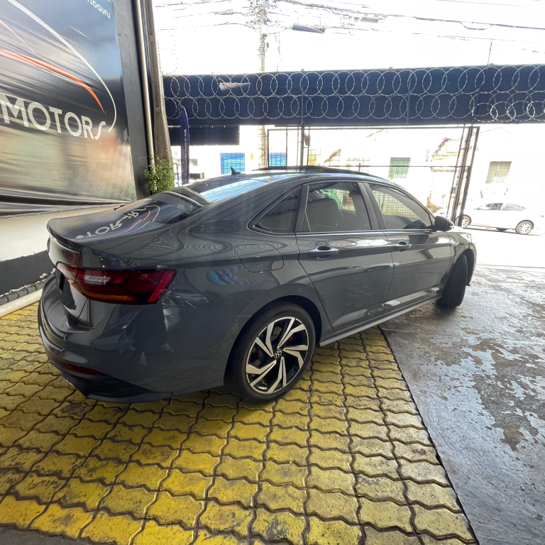 VOLKSWAGEN Jetta - Foto