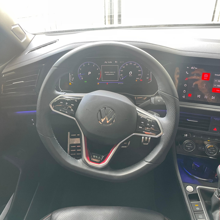 VOLKSWAGEN Jetta - Foto