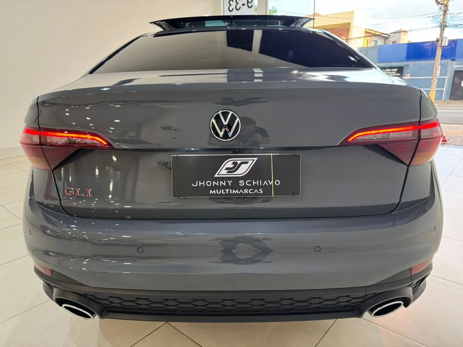 VOLKSWAGEN Jetta - Foto