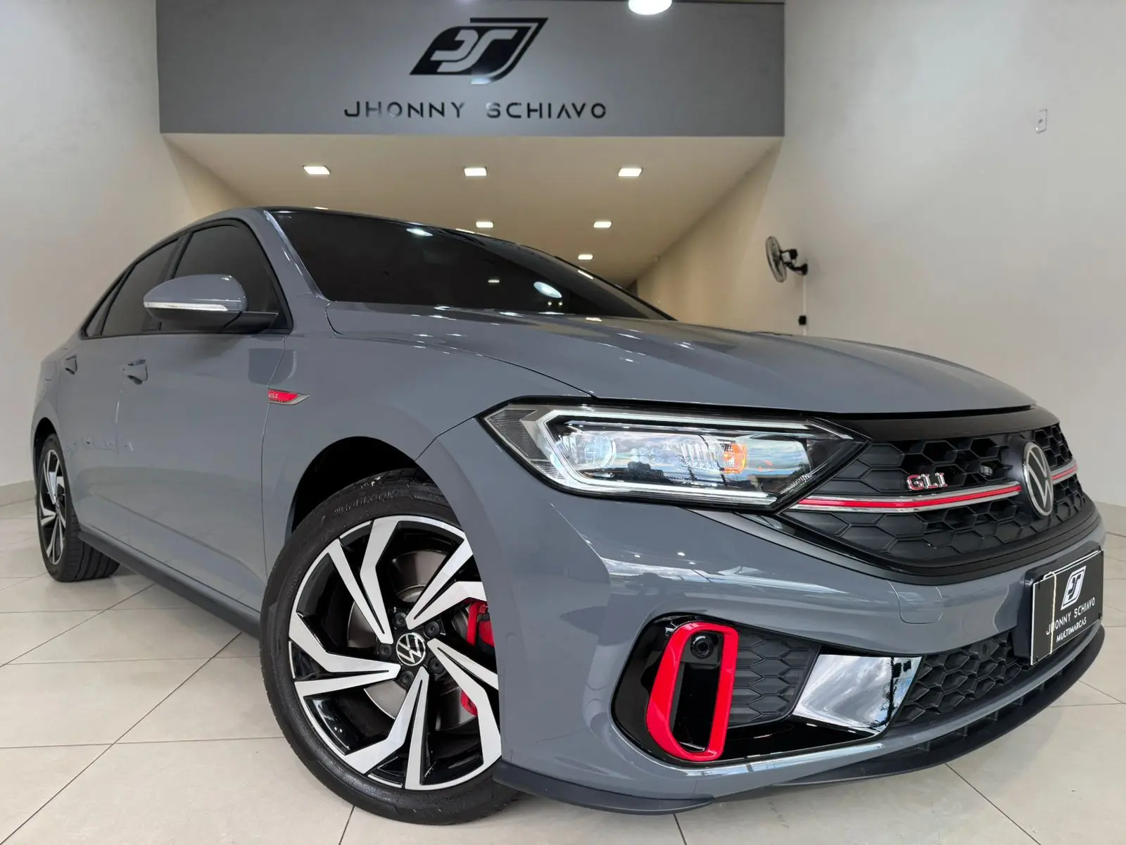 VOLKSWAGEN Jetta - Foto