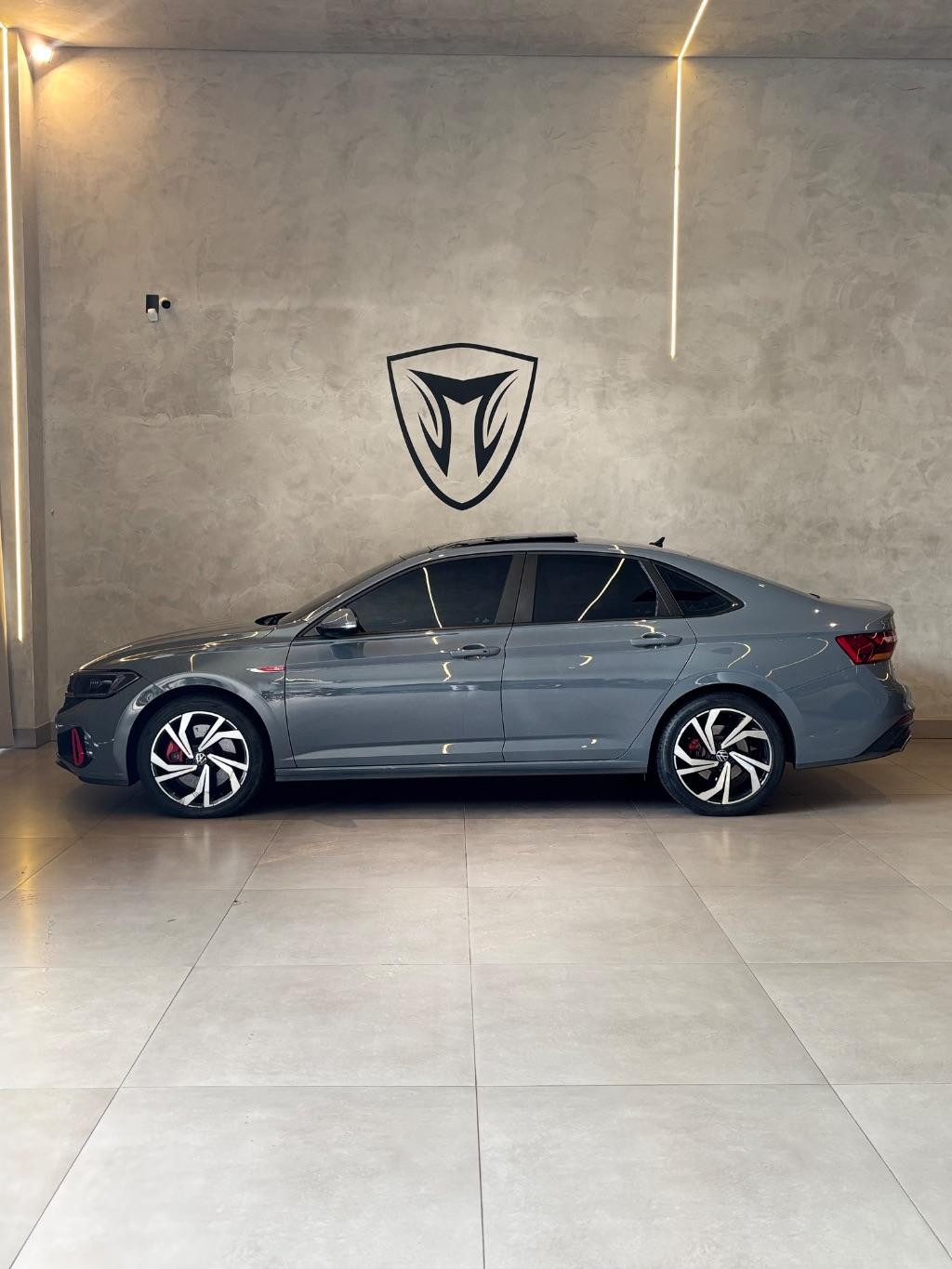 VOLKSWAGEN Jetta - Foto