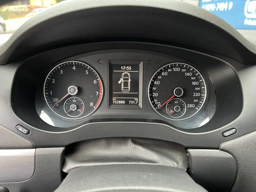 VOLKSWAGEN Jetta - Foto