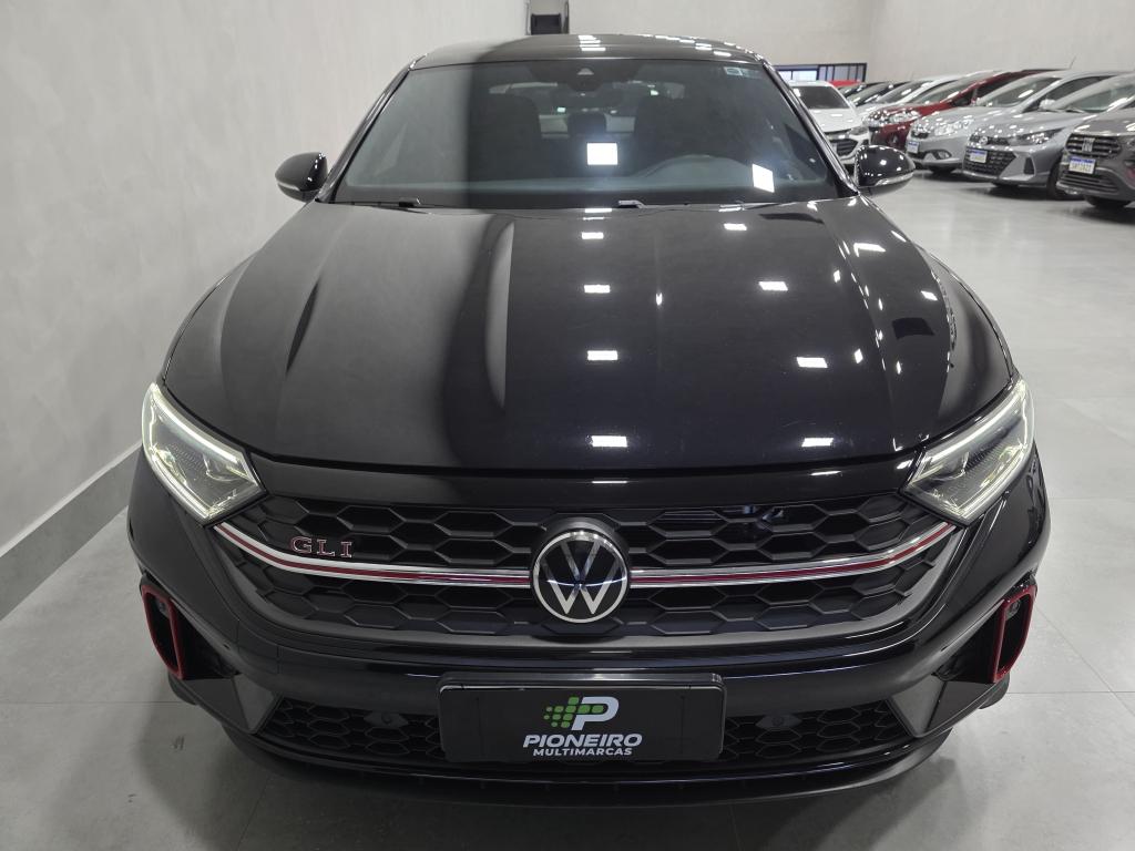 VOLKSWAGEN Jetta - Foto