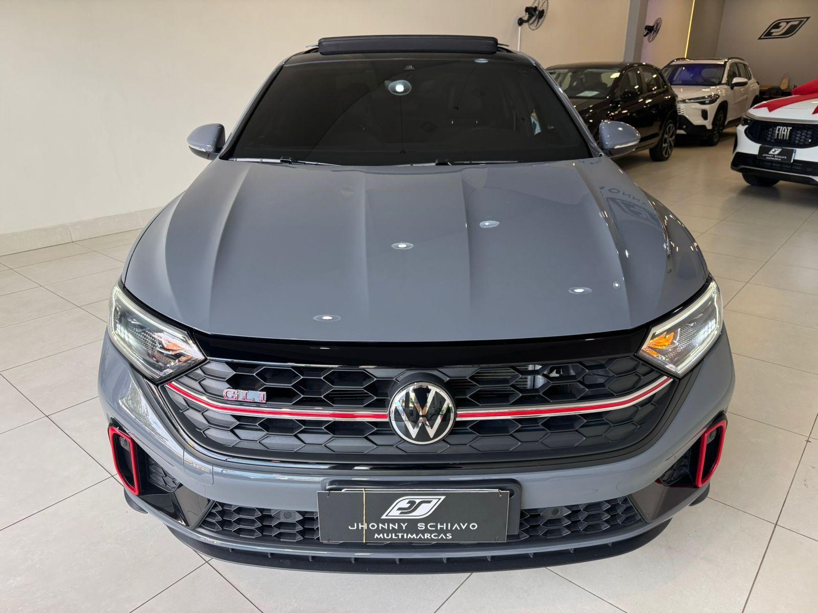 VOLKSWAGEN Jetta - Foto