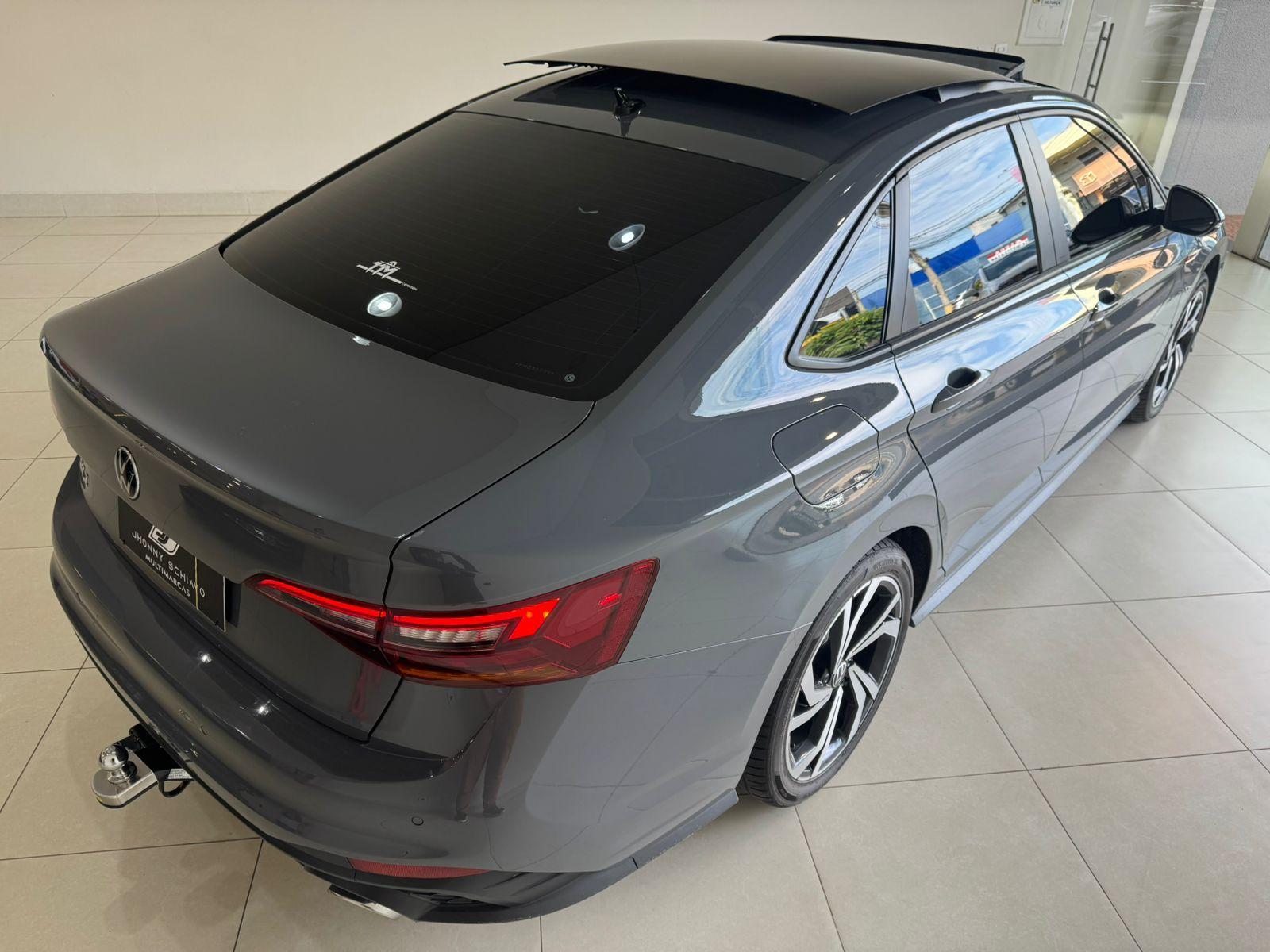 VOLKSWAGEN Jetta - Foto