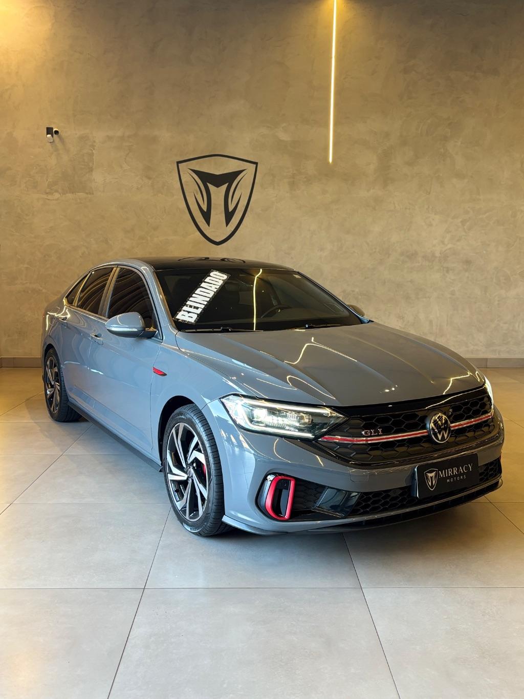 VOLKSWAGEN Jetta - Foto