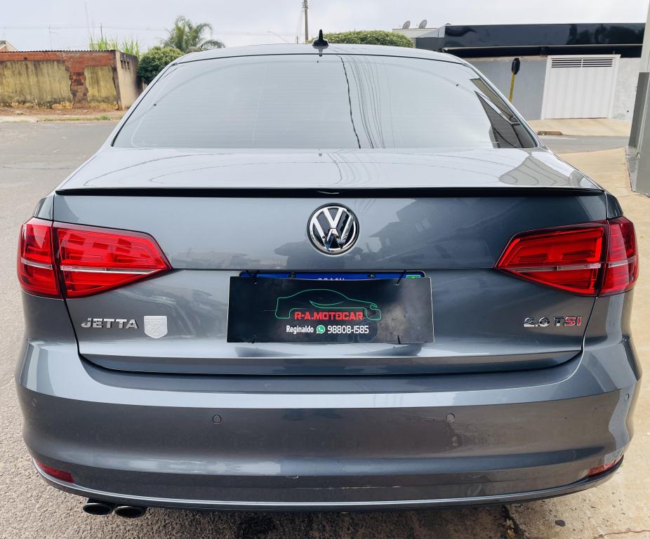 VOLKSWAGEN Jetta - Foto