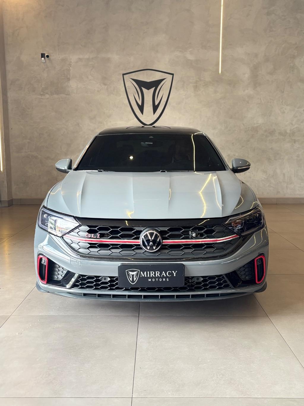 VOLKSWAGEN Jetta - Foto
