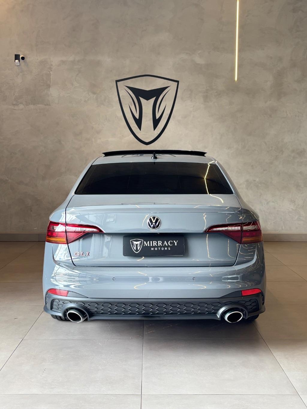 VOLKSWAGEN Jetta - Foto