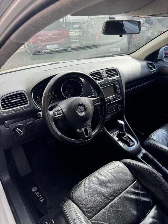 VOLKSWAGEN Jetta Variant - Foto