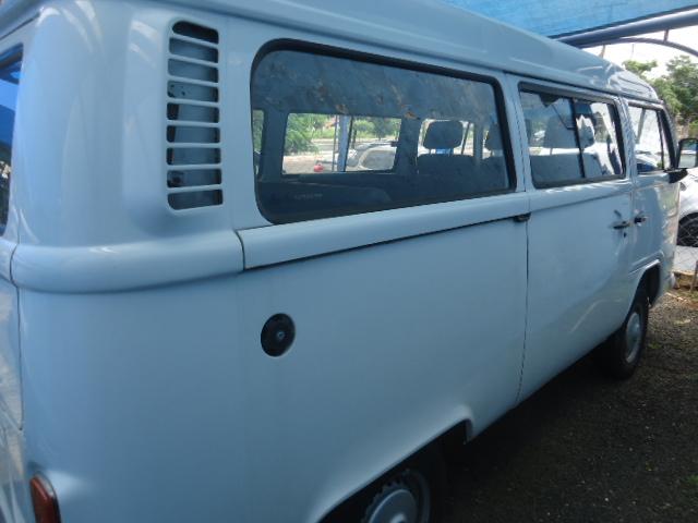 VOLKSWAGEN Kombi - Foto