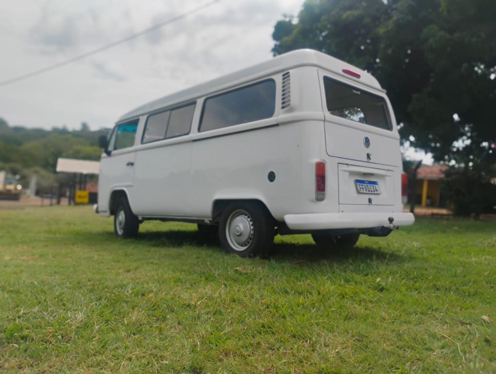 VOLKSWAGEN Kombi - Foto